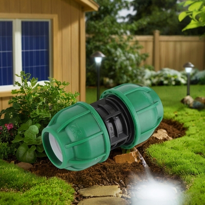 Plastico per irrigazione a goccia PP Tee Compressione con tecnica forgiata e testa rotonda