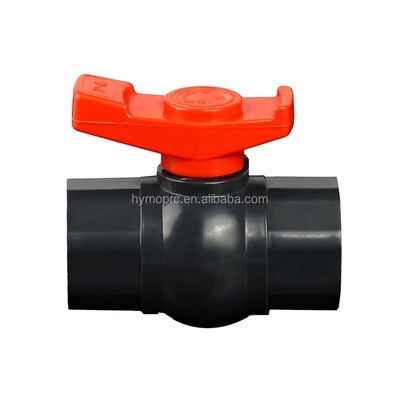 Valvola a sfera in PVC da 2 pollici con maniglia di barca fabbricata secondo gli standard ASTM e DIN Ideale