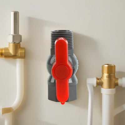Valvola a sfera in PVC da 3/4 pollici con maniglia lunghezza standard
