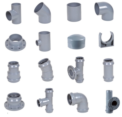Fittings in PVC durevoli per i collegamenti di condotte idriche di lunghezza standard nell'irrigazione