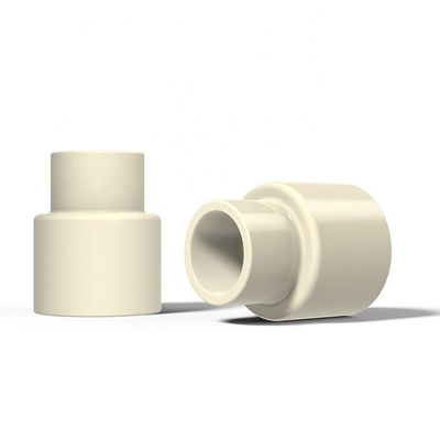 Lunghezza standard Valvola a sfera in CPVC Crema colore Fittings per tubi in CPVC con offerta di campione gratuito