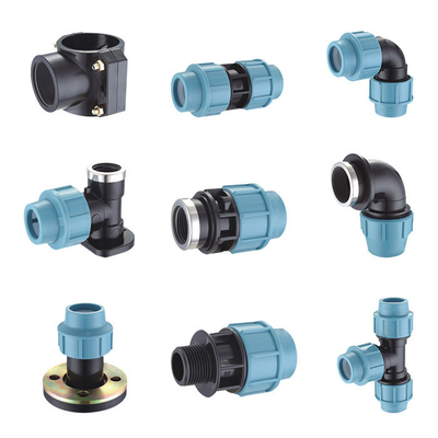 Fittings di compressione in PP da 25 mm a 32 mm PN16 per l'approvvigionamento idrico in agricoltura